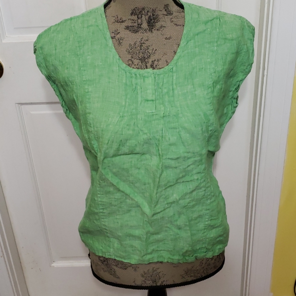 Orvis shirt Get for $5 when bundling.